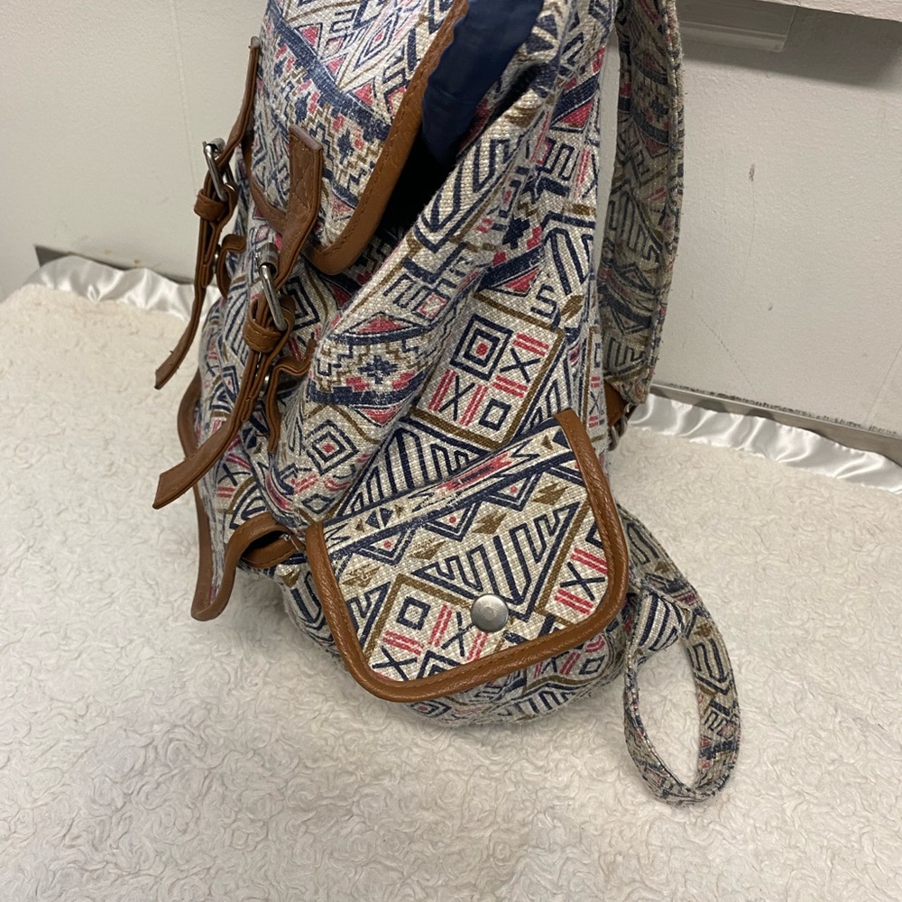 Mudd Tribal school bag Table and Tower Aztec Navy Pink Brown - Picture 4 of 8